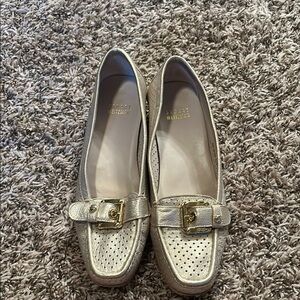 Stuart Weitzman Champagne Loafers